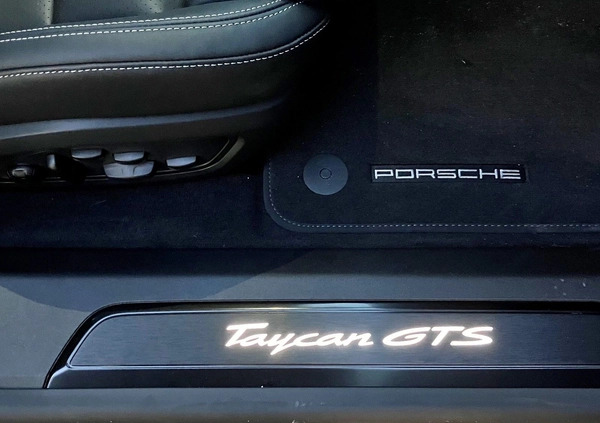 Porsche Taycan cena 629000 przebieg: 3197, rok produkcji 2023 z Nowogród małe 781